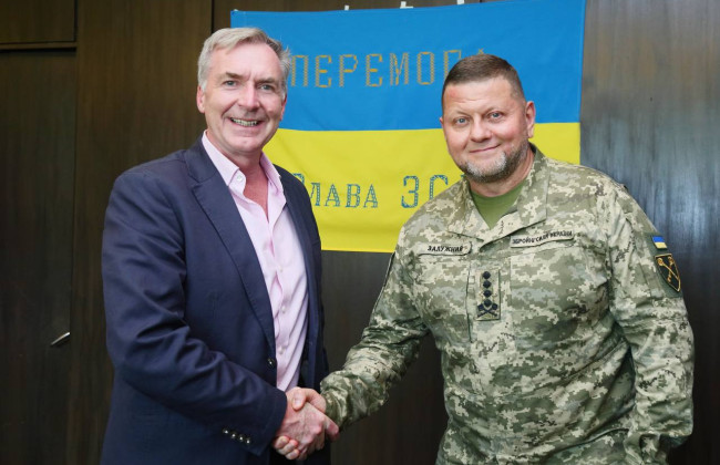 Валерий Залужный провел встречу с начальником Штаба обороны Великобритании относительно потребностей ВСУ