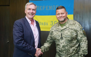 Валерий Залужный провел встречу с начальником Штаба обороны Великобритании относительно потребностей ВСУ
