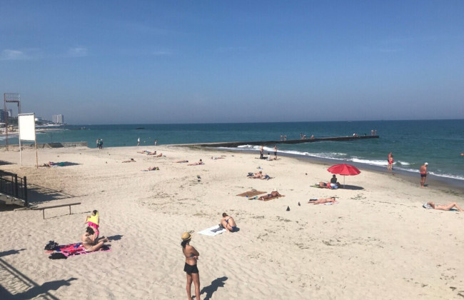 В Одессе официально открыли пляжи: где разрешили купаться