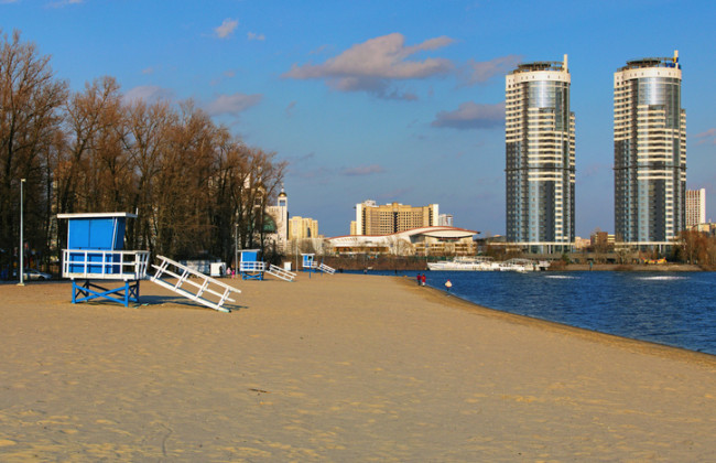 Рада разрешила строить в прибрежных защитных полосах спортивные объекты