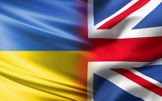 Британські банки закривають рахунки фірмам, що торгують з Україною, – Politico