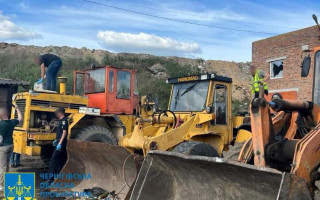 В Чернигове трое чиновников коммунального предприятия присвоили топливо более чем на 1 миллион
