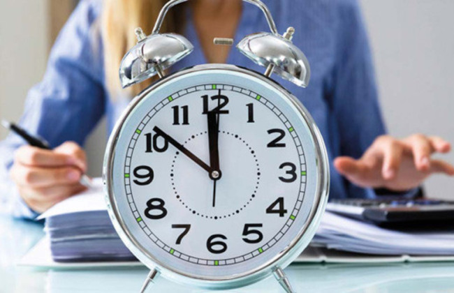 Может ли работодатель во время войны сокращать рабочее время: ответ Гоструда