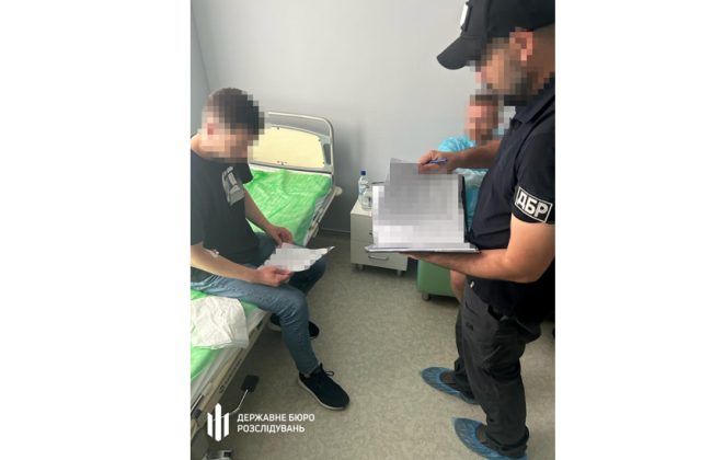 Главу одной из ВВК в Киеве подозревают в изготовлении справок о непригодности к военной службе