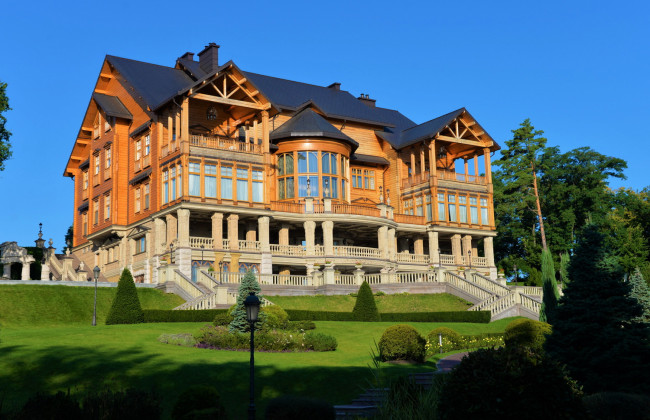 Владимир Зеленский подписал закон о создании парка-памятки «Межигорье»