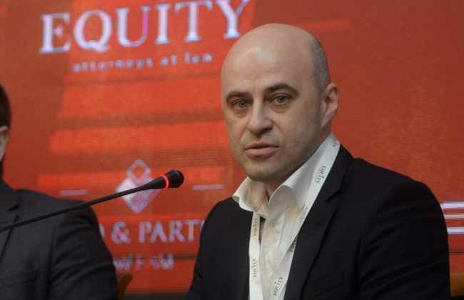 В судебной власти назревает новый скандал: заместитель разоблаченного главы ГСА Максим Пампура занимается судейскими кадрами