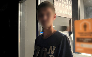 В Киеве мужчина задержал вора, который попытался ограбить его в супермаркете