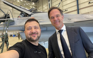 Украина получит 42 самолета F-16, — Зеленский