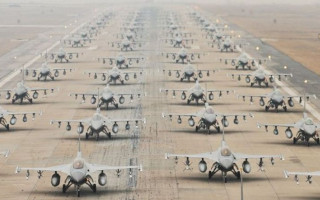Украина сможет использовать F-16 только на своей территории – министр обороны Дании