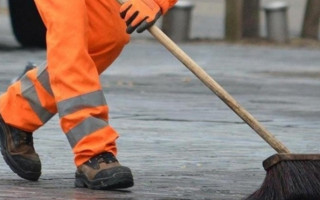 Чи потрібно оплачувати лікарняні під час громадських робіт