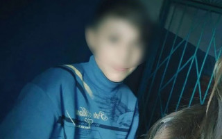 На оккупированной Херсонщине 17-летний парень сжег флаг рф и написал «Слава Украине»