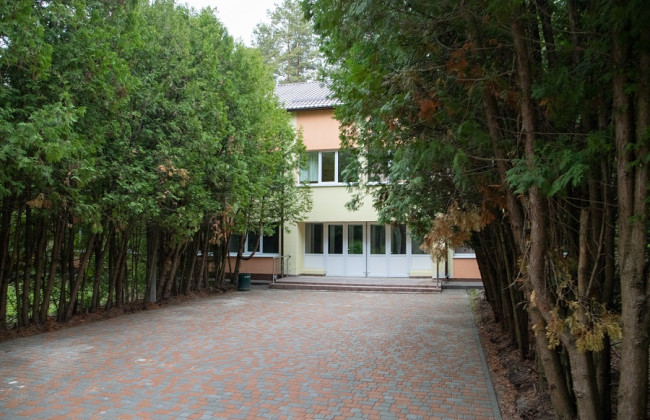 ​​3,5 млн збитків на ремонті дитячого табору на Київщині: колишньому директору повідомлено про підозру