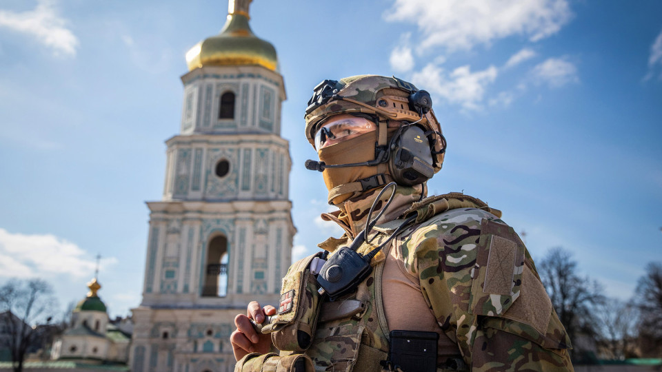 Від 5 до 30 тисяч: які виплати отримують кияни-захисники і їхні сім'ї