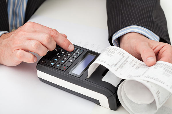 Стало известно, какие штрафы применяет налоговая за невыдачу кассовых чеков