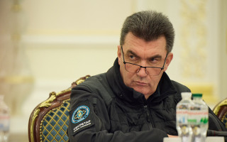 «Лицемірний гуманізм»: Олексій Данілов відповів на фразу режисера Ларсу фон Трієру «життя росіян також мають значення»