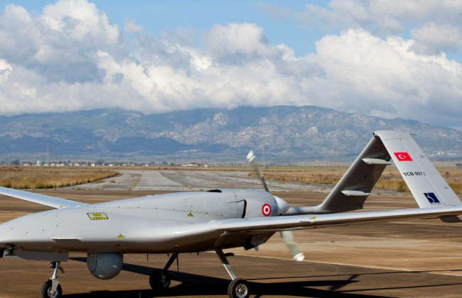 Компанія Baykar Makina до Дня Незалежності подарувала українській розвідці Bayraktar ТВ2