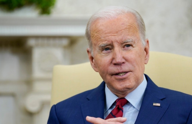 В росії «мало що відбувається, за чим не стоїть путін» – Байден про катастрофу літака Пригожина