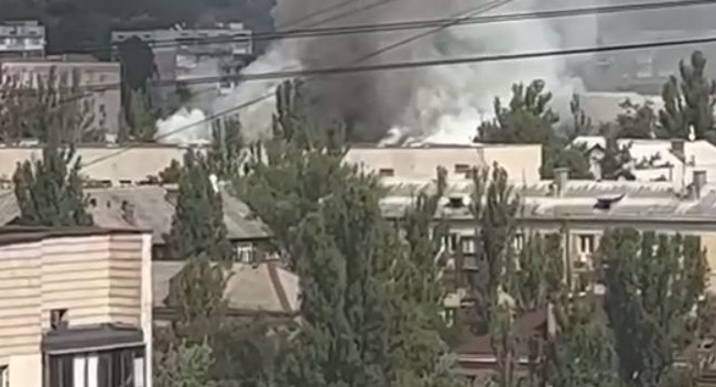 В центре Киева вспыхнул серьезный пожар, видео