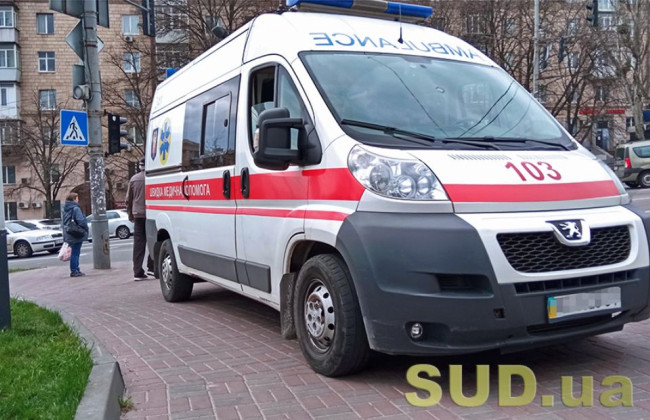 В Киевской области мужчина хотел продать по запчастям «скорую», которая предназначалась для ВСУ