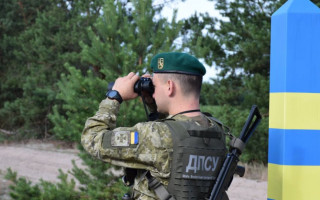 Организовал «побег» уклонистов за границу за 7 тысяч долларов: разоблачили жителя Буковины