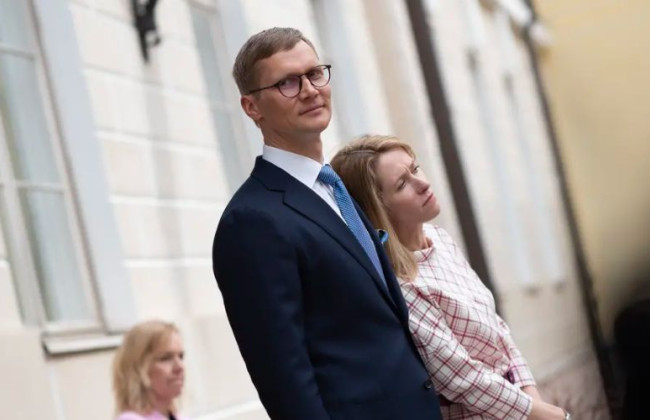 Чоловік прем’єрки Естонії після скандалу вирішив продати свою частку у компанії, яка працювала з рф