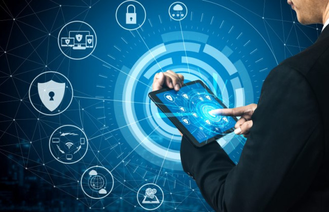 Модерация, конфиденциальность и прозрачность: в Евросоюзе вступил в силу закон, усиливающий контроль за ИТ-гигантами