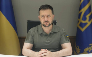 Зеленський відреагував на авіакатастрофу на Житомирщині, де загинув відомий льотчик «Джус»