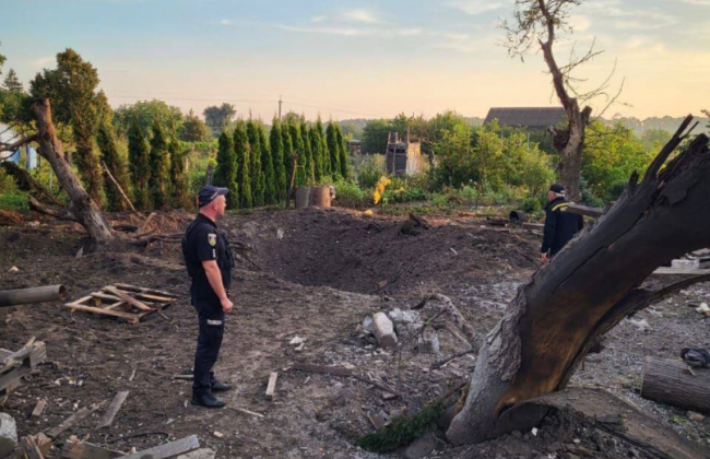 На Київщині через нічну атаку пошкоджено 10 будинків, є травмовані: фото наслідків