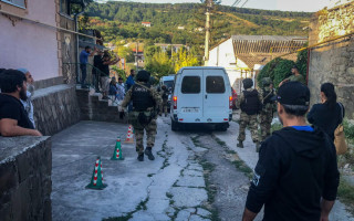 МЗС різко засудило затримання кримських татар у Бахчисараї