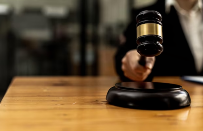 Практика щодо злочинів, пов'язаних з війною, – підбірка рішень