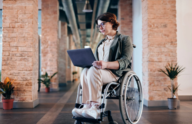 Общественные организации, которые занимаются людьми с инвалидностью, могут получить до полумиллиона гривен: детали