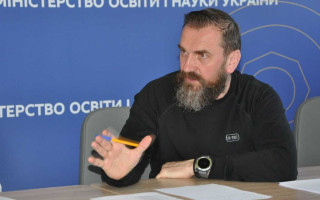 До 2030 року зарплата вчителів на 80% складатиметься з посадового окладу і на 20% з доплат, — Оксен Лісовий