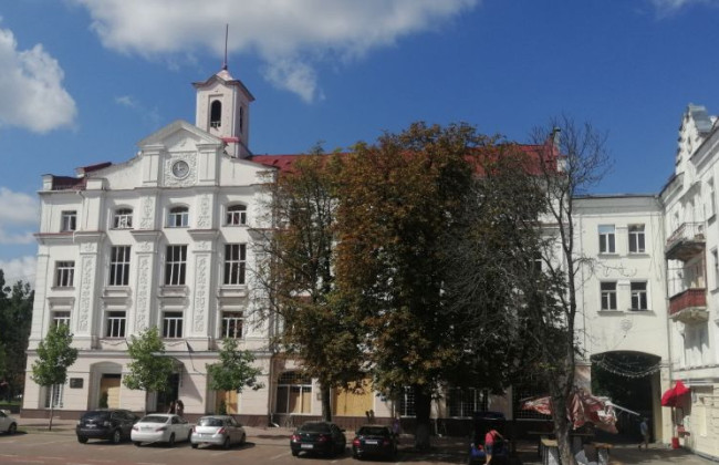 Черниговский апелляционный суд, который пострадал из-за ракетного удара рф, возобновил работу