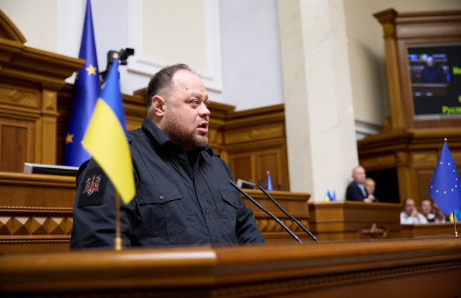 У парламенті з’явилося вісім проектів постанов про скасування голосування за закон Руслана Стефанчука про правотворчу діяльність