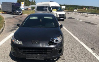 На Львівщині водій наїхав на дворічного хлопчика у візку: дитина загинула