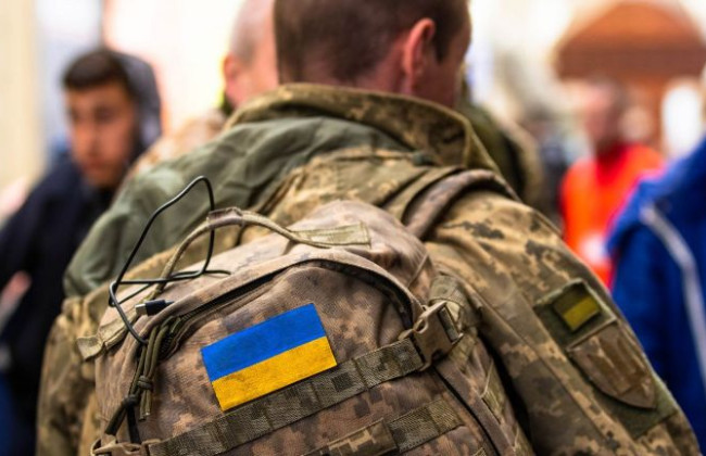 Военнообязанный по религиозным убеждениям просил направить его на альтернативную службу, - Верховный Суд обратил внимание, что суды не выяснили всех обстоятельств и отменил приговор