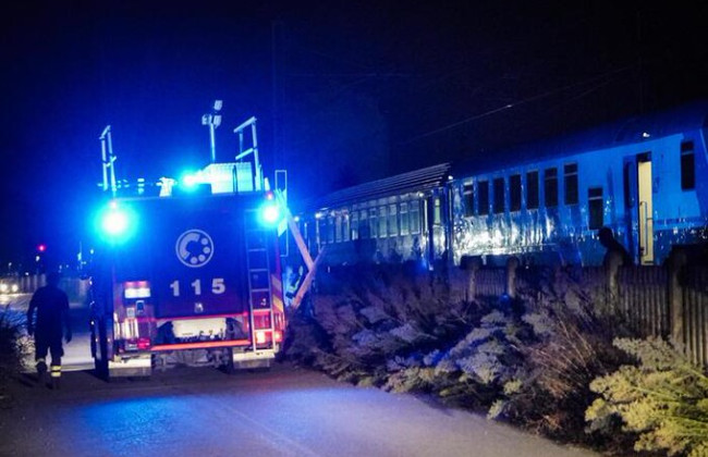 Поезд сбил пятерых железнодорожников и протащил останки еще на 300 метров: подробности трагедии
