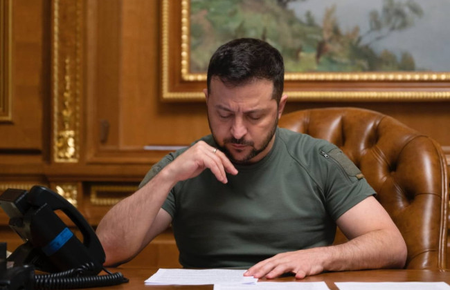 Володимир Зеленський поки не підписав закон про зниження призовного віку з 27 до 25 років
