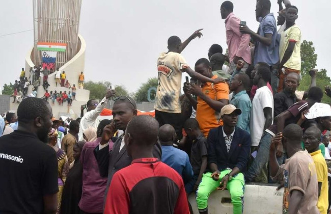 Переворот у Нігері: військова хунта вимагає повного виведення армії Франції з країни