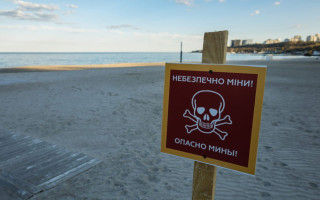 Купался вопреки запрету: на Николаевщине мужчина подорвался на мине