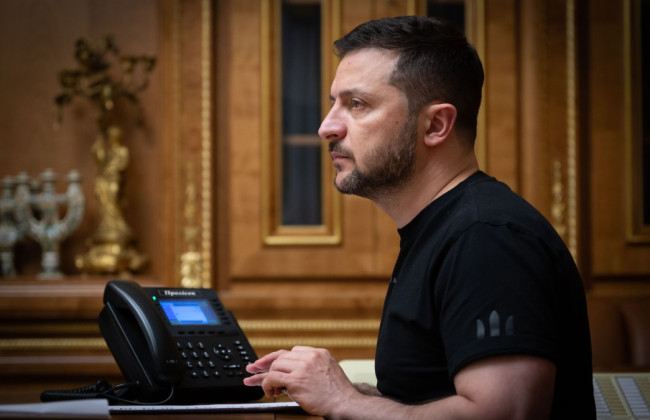 Гарантии безопасности, вооружение и ситуация на фронте: Зеленский провел разговор с Макроном