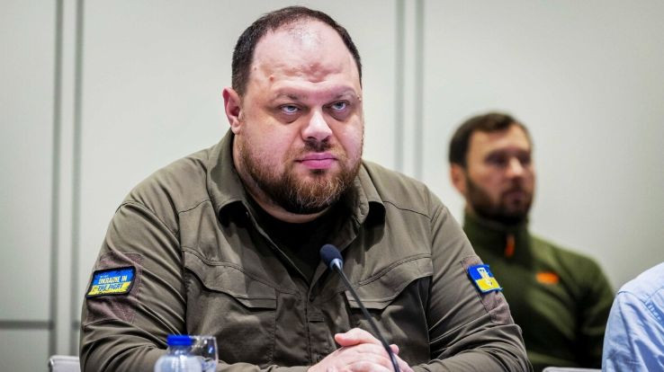 Стефанчук сообщил, когда Рада рассмотрит заявление Резникова об отставке