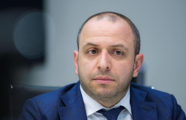 Рустем Умеров уволен с должности главы Фонда государственного имущества