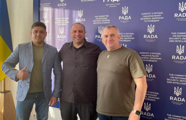 Комітет одноголосно підтримав кандидатуру кандидатуру Рустема Умєрова на посаду міністра оборони