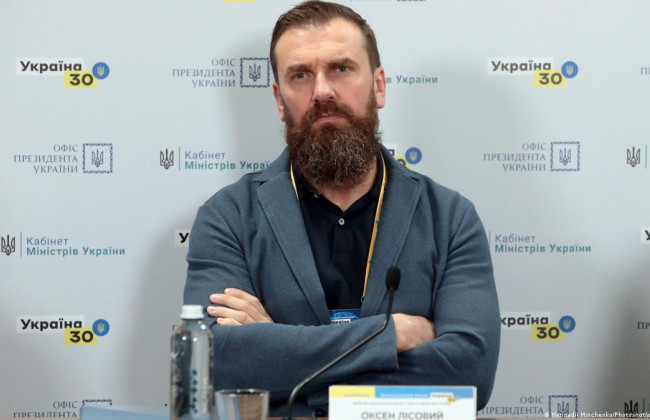 Министр образования Оксен Лисовой поддержал законопроект Вениславского об отмене отсрочки для мужчин, получающих второе образование после 30 лет