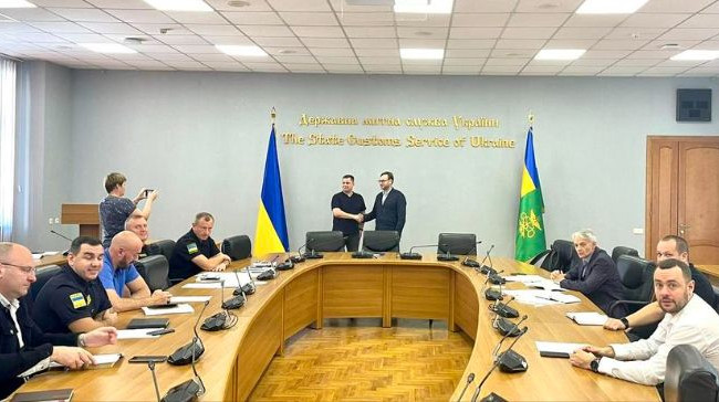 АРМА та ДМСУ обговорили питання митних платежів