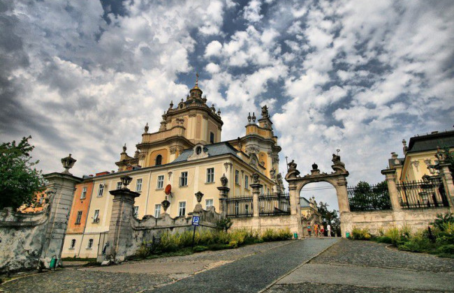 Центр Львова и церкви Карпат: ЮНЕСКО расширило список объектов под защитой в Украине