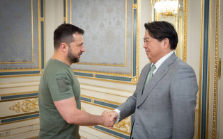 Зеленський домовився з главою МЗС Японії про початок переговорів щодо безпекових гарантій