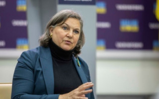 Україні потрібно готуватися до тривалого протистояння у війні, — Нуланд