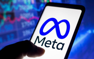Meta разрабатывает конкурента для ChatGPT